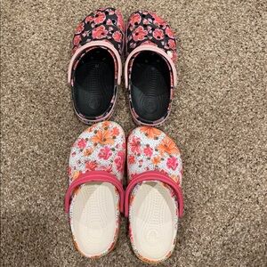 Crocs Women’s Floral Clogs - Pink and Black Bundle